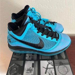 Lebron VII Size 8.5 All-Star Shoes